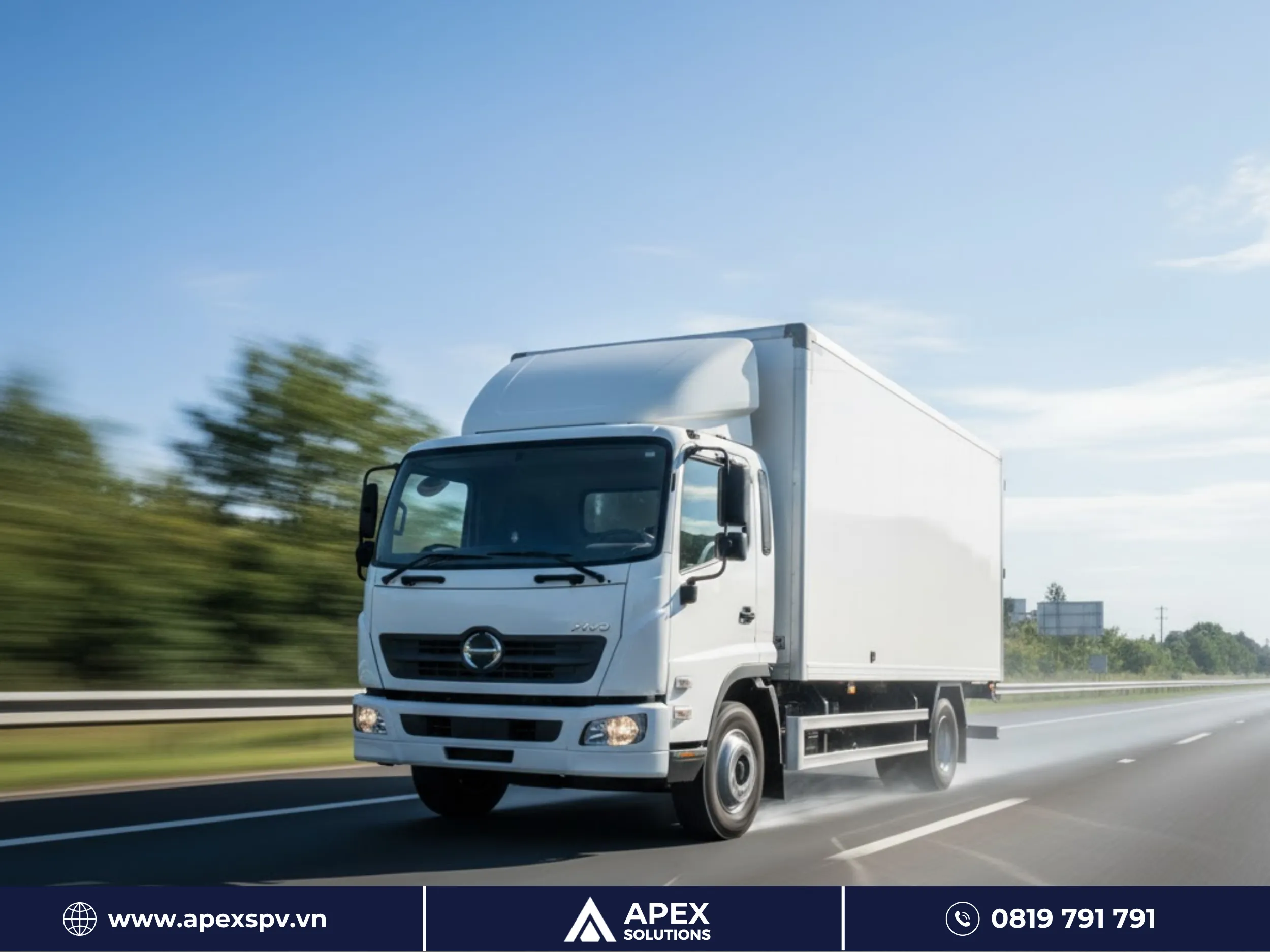 Xe tải đông lạnh được xem là mắt xích quan trọng trong chuỗi cung ứng lạnh